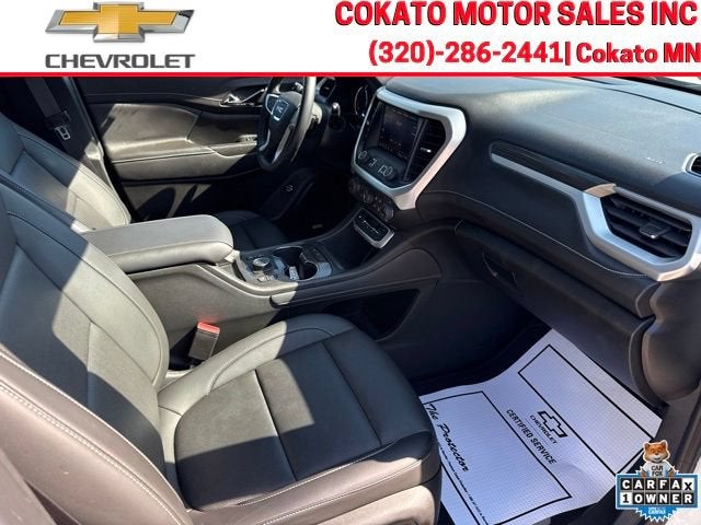 2023 GMC Acadia SLT