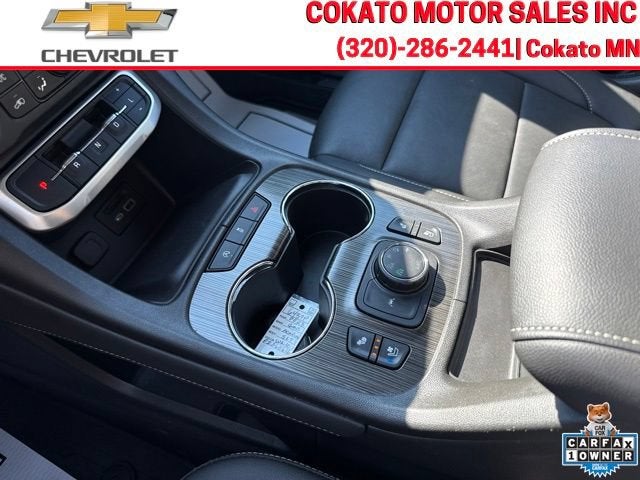 2023 GMC Acadia SLT