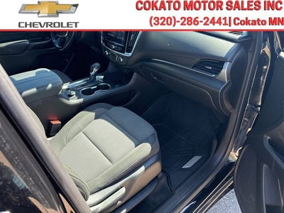 2022 Chevrolet Traverse LT Cloth