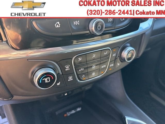 2022 Chevrolet Traverse LT Cloth