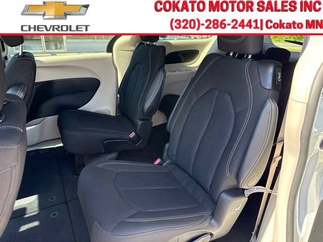 2024 Chrysler Voyager LX