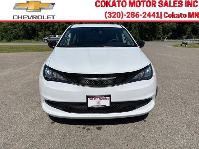 2024 Chrysler Voyager LX