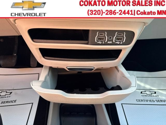 2024 Chrysler Voyager LX