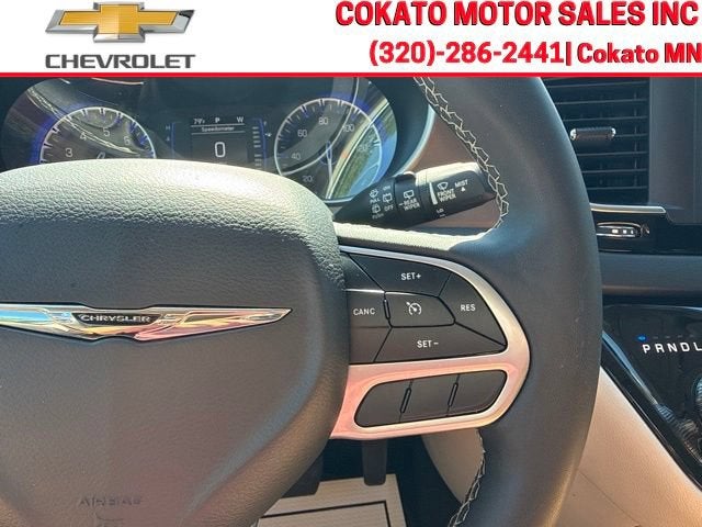 2024 Chrysler Voyager LX