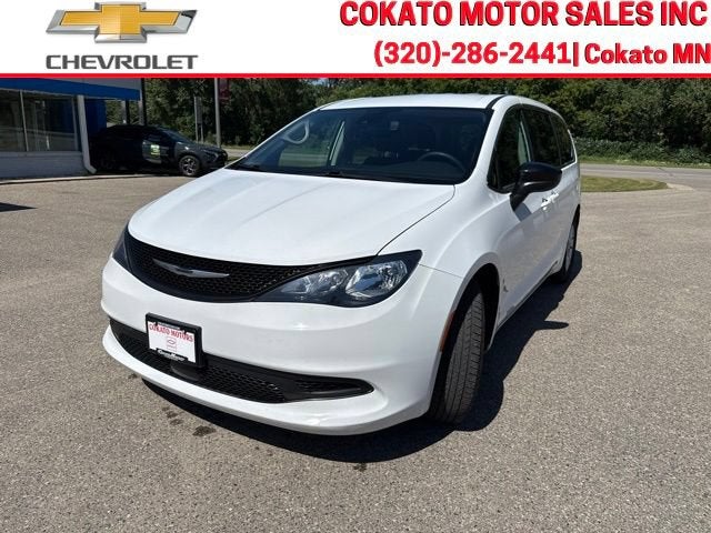 2024 Chrysler Voyager LX